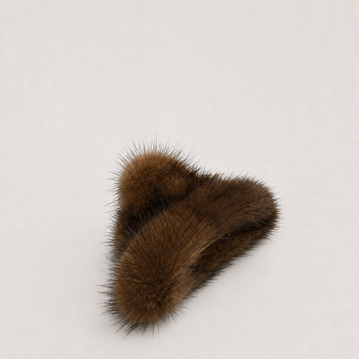 THE MINKY HAIR CLIP - SABLE