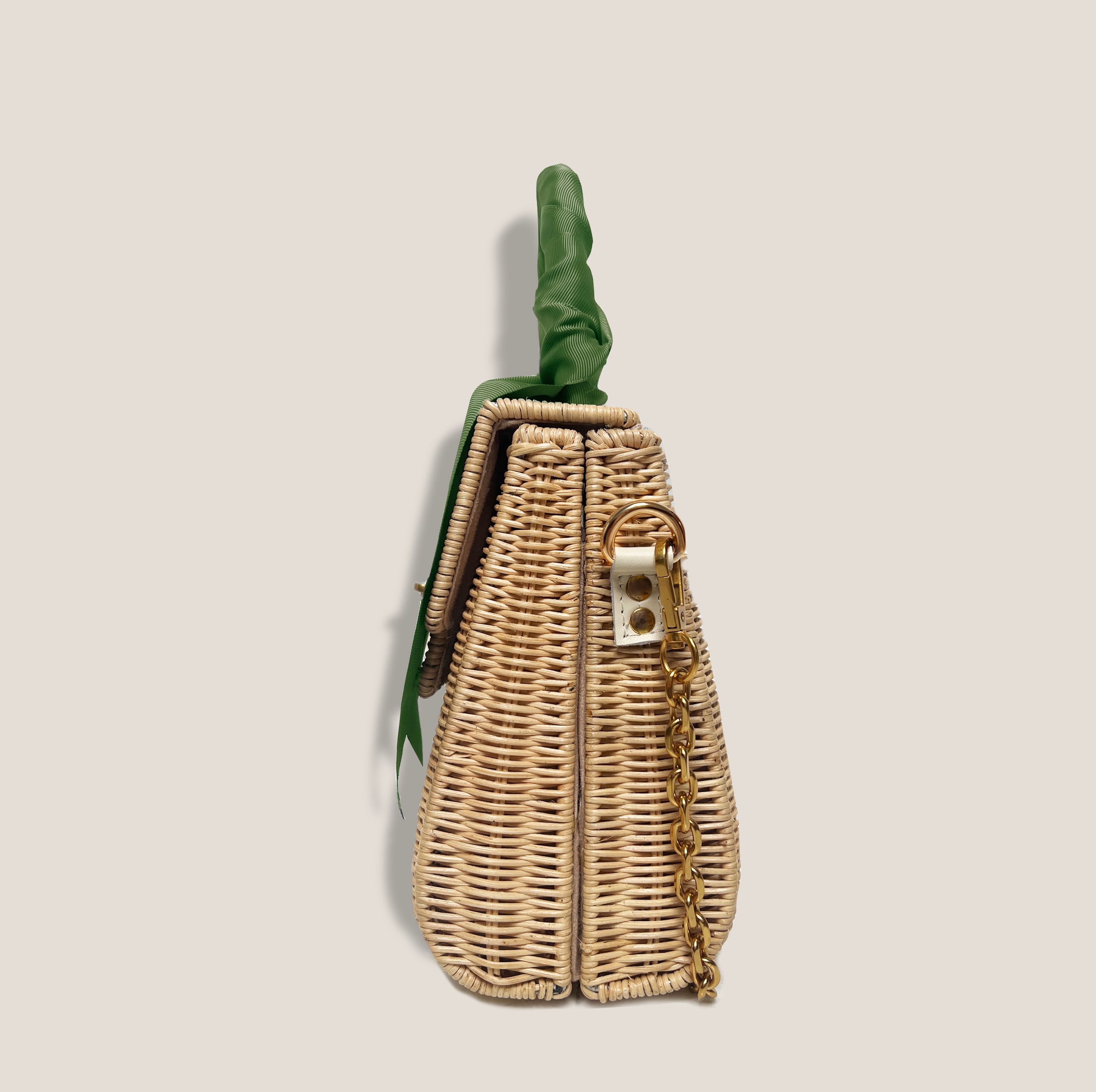 MEET JANE B. PETITE - MOSS