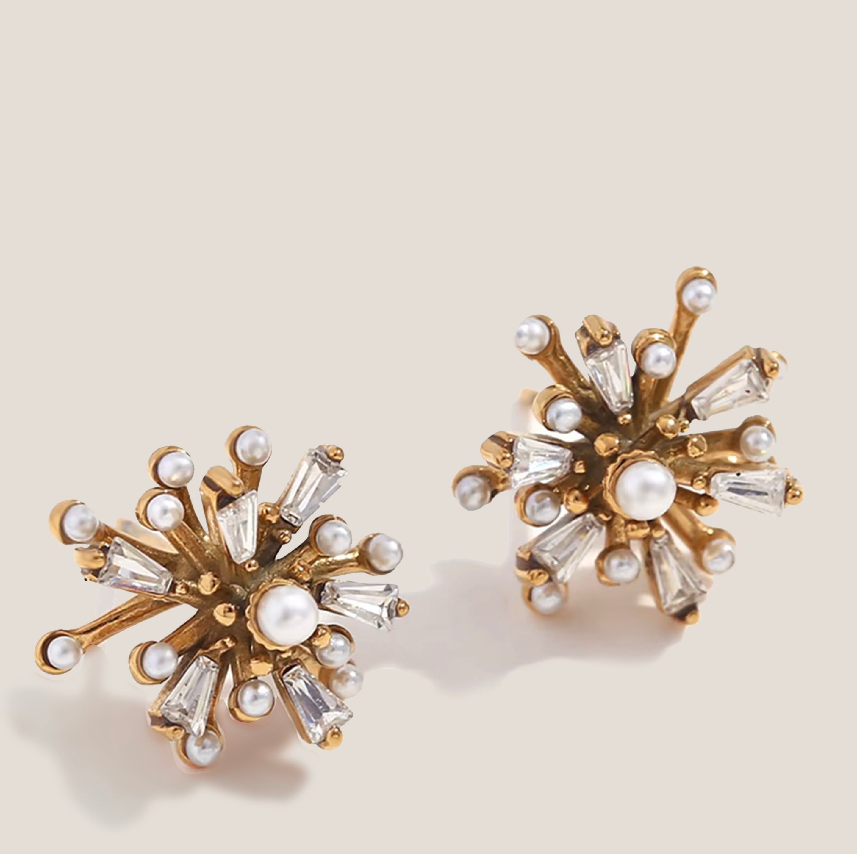 MME.MINK CELESTIAL SNOWFLAKE Earrings - GOLD