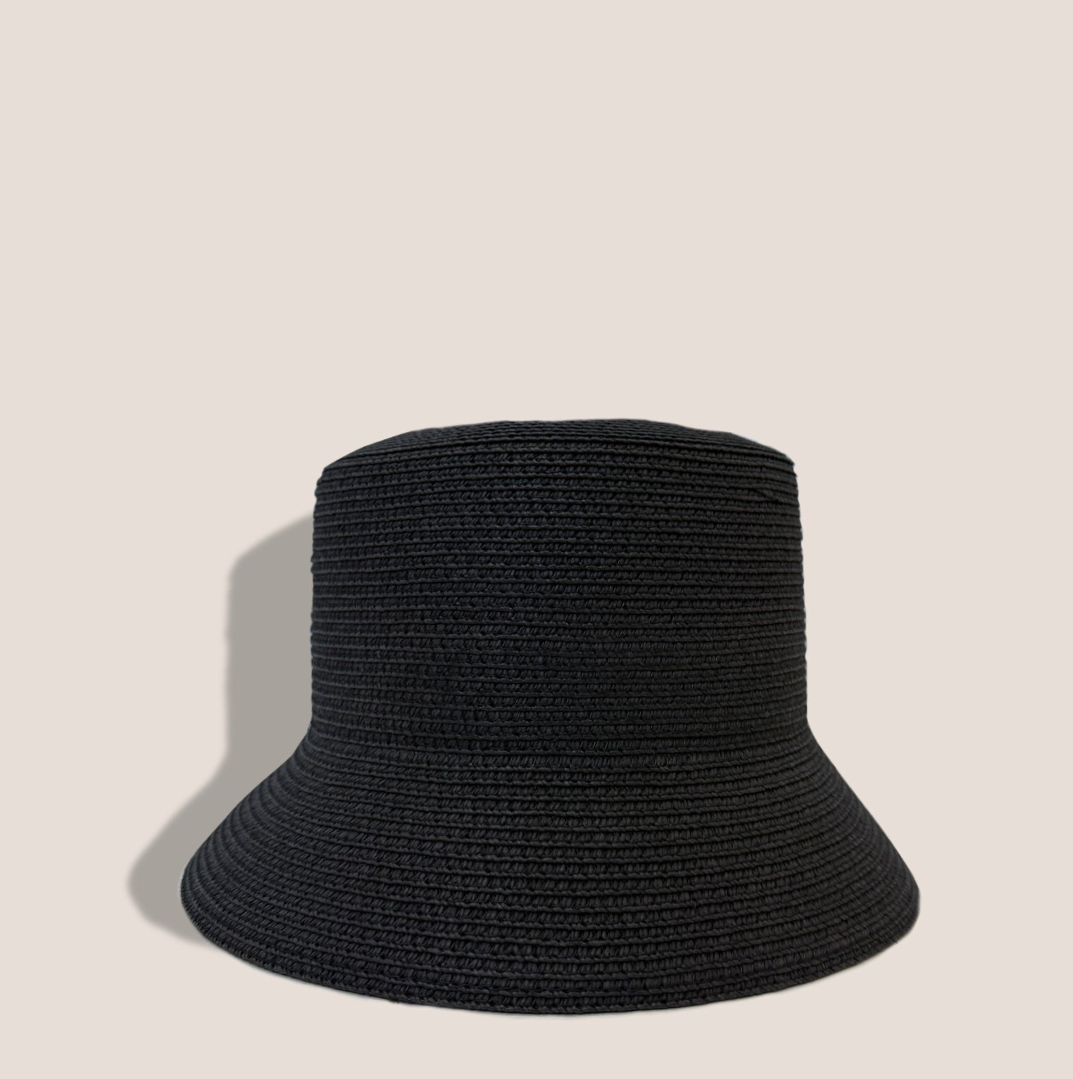 MME. CECILE HAT - NOIR