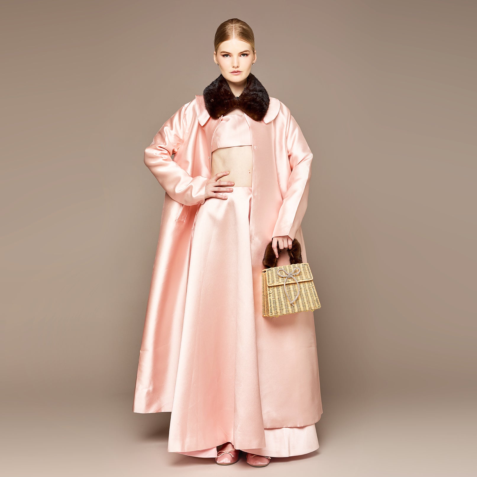 MME.MINK OPERA ENSEMBLE - BARELY PINK