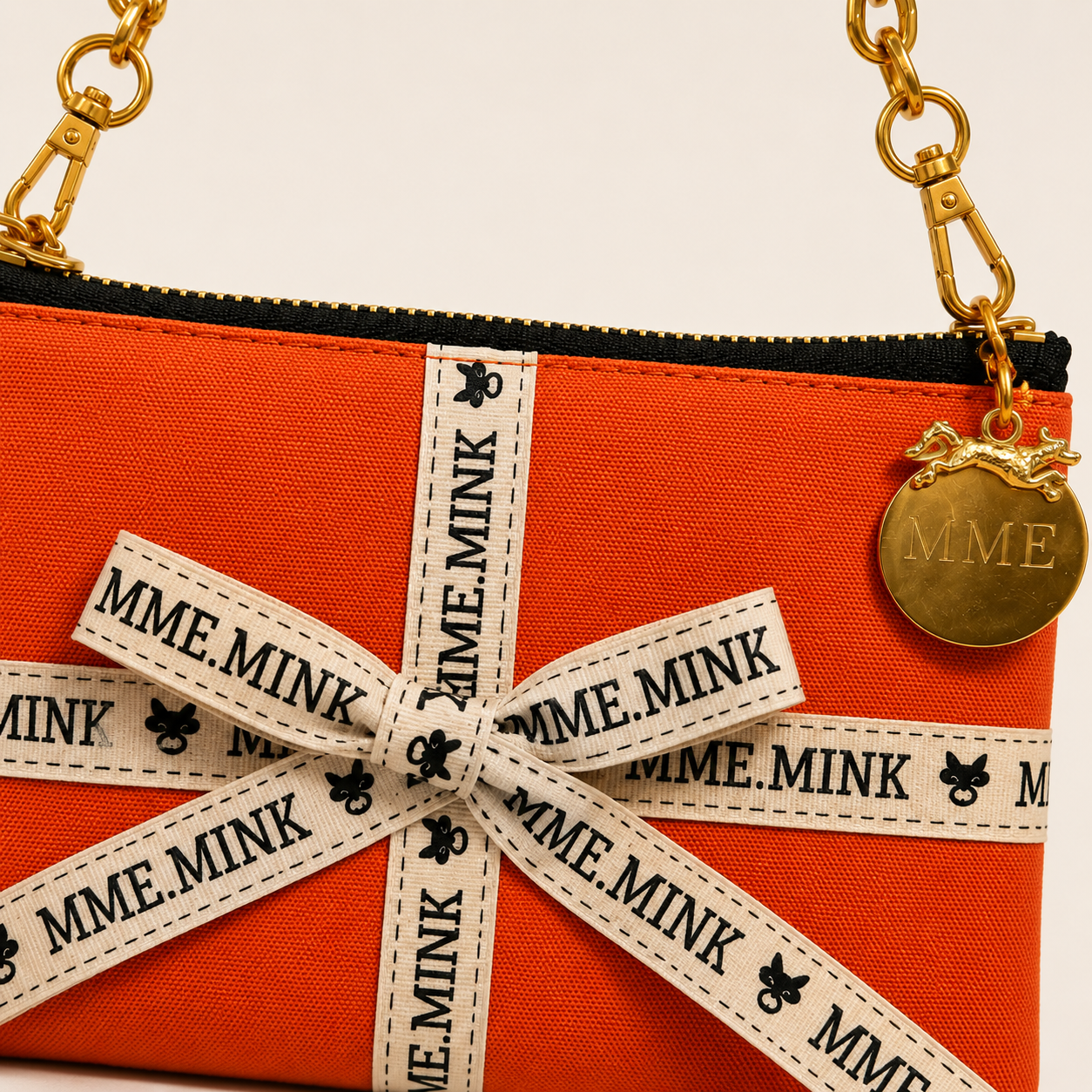 MME. CHAIN POUCHETTE - CLEMENTINE