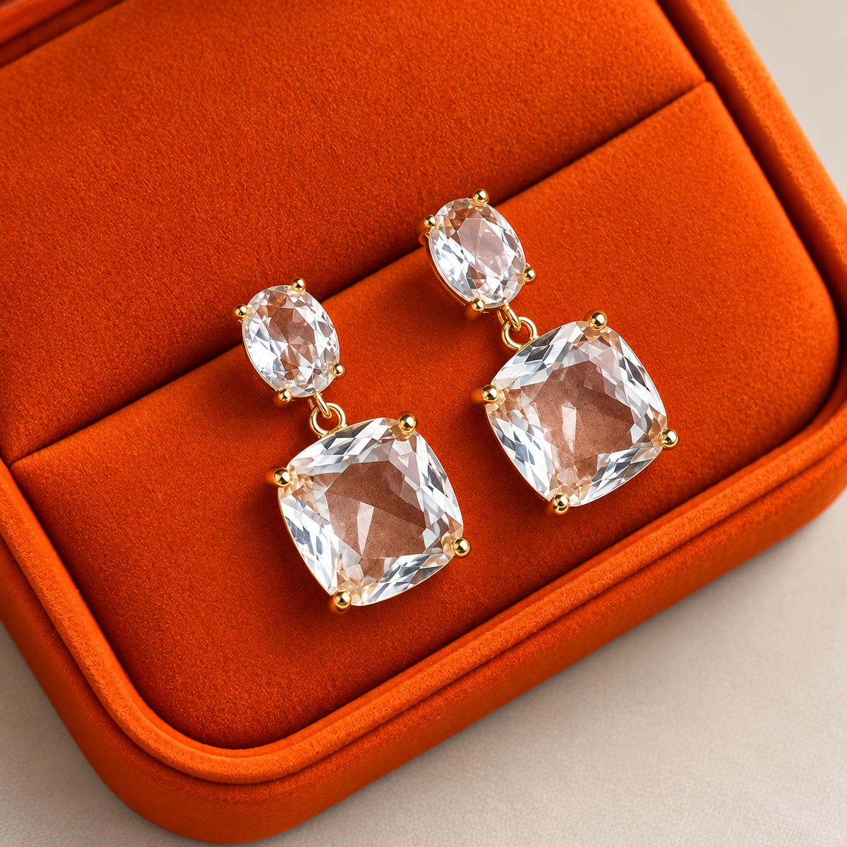 MME. CRYSTAL CUT HOLIDAY EARRINGS - Clear