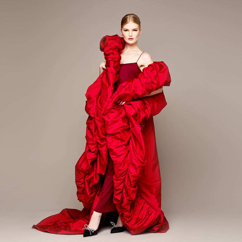 Mme.MINKMME. GWYNETH CAPE FOR HOLIDAY - Ruby