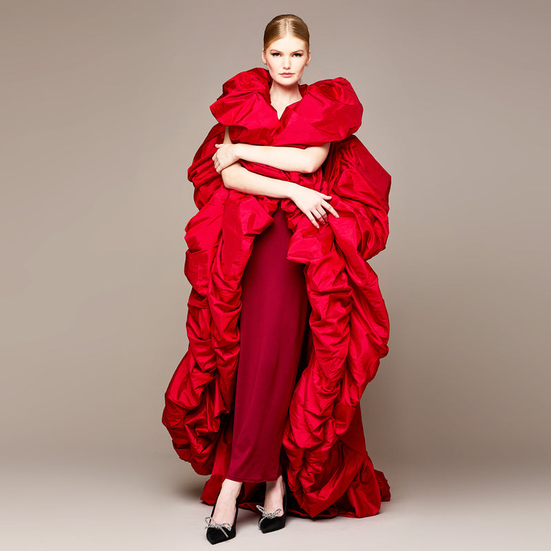 Mme.MINKMME. GWYNETH CAPE FOR HOLIDAY - Ruby