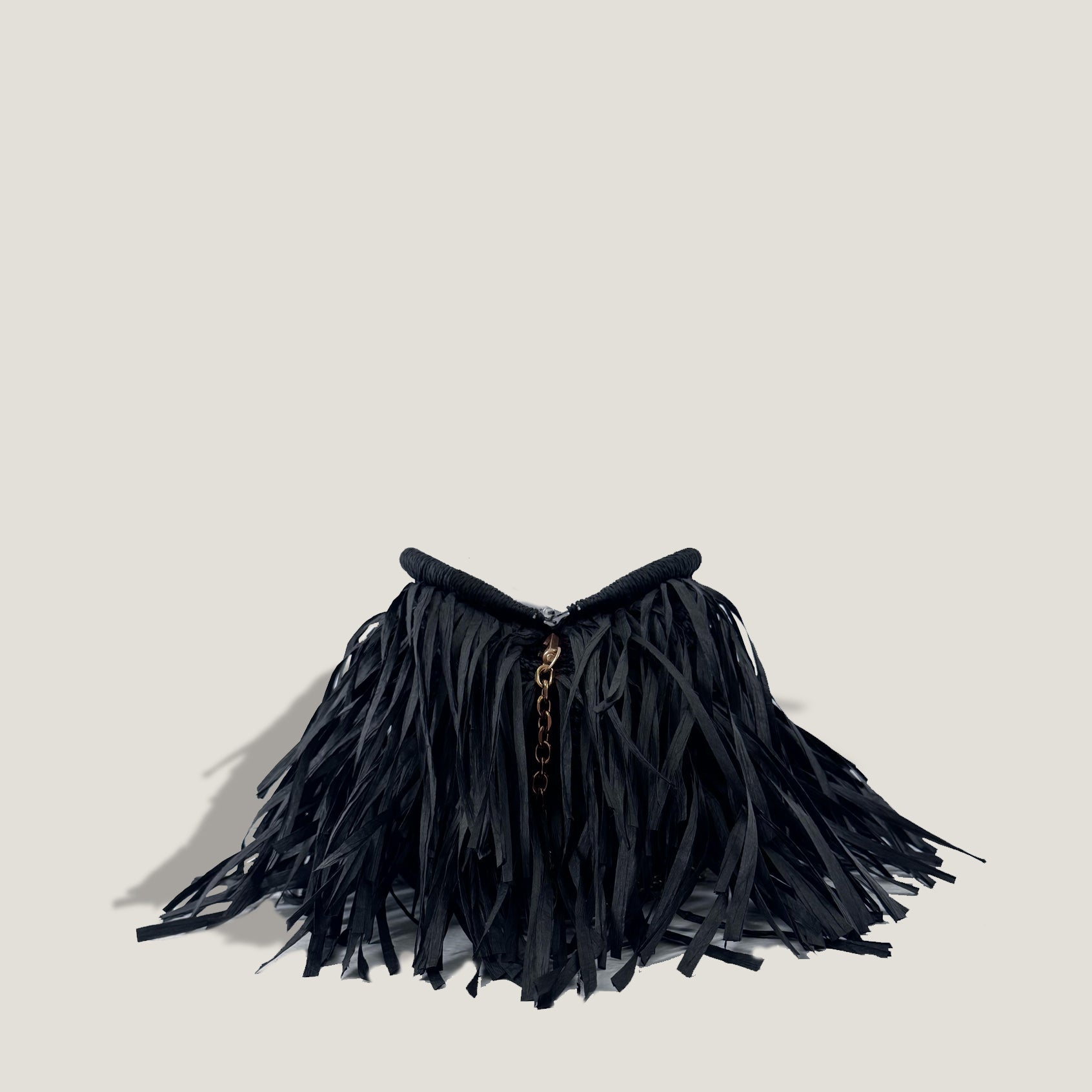 MME. GIGI FRINGE CLUTCH  Petite - NOIR