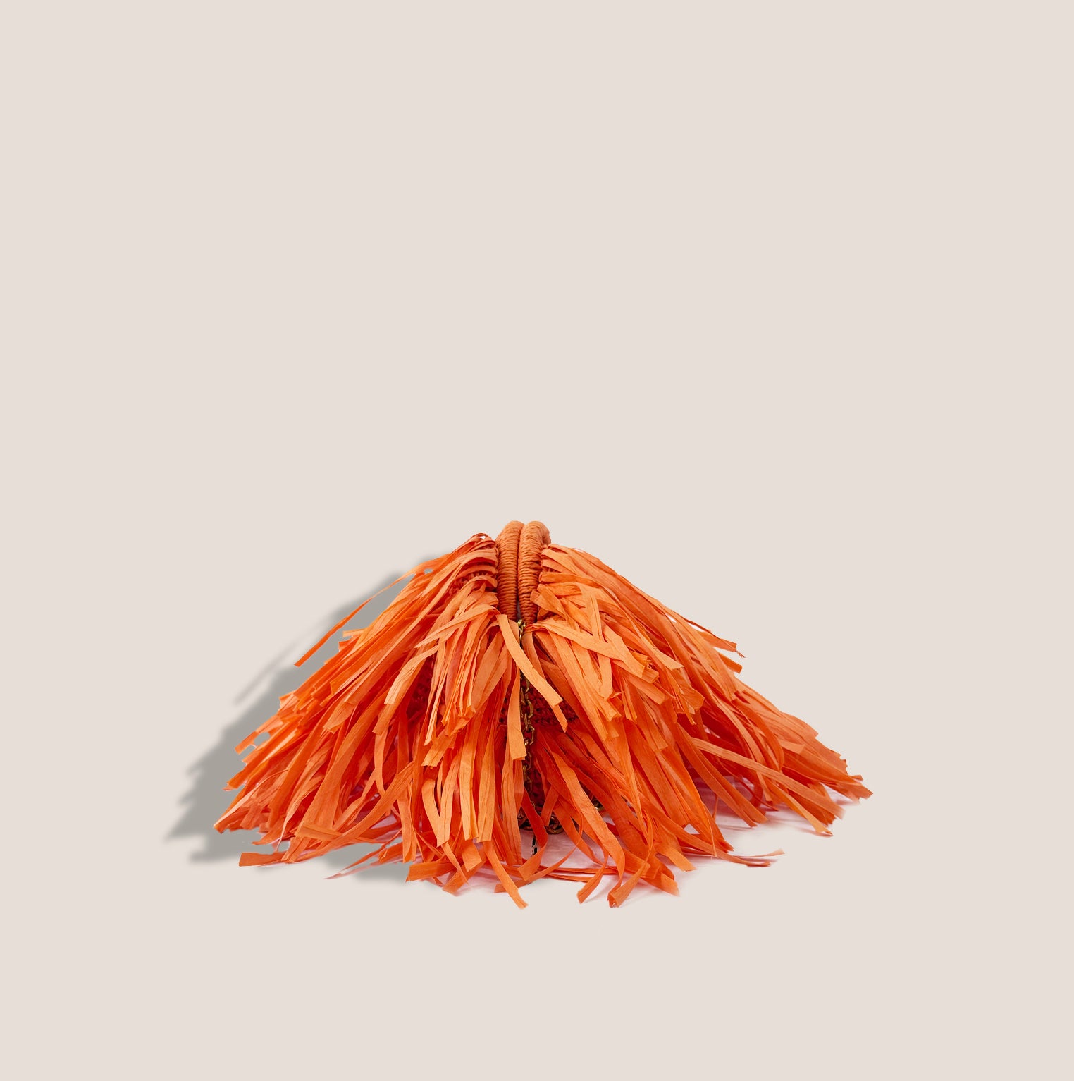 MME. GIGI FRINGE CLUTCH  Grand - Clementine
