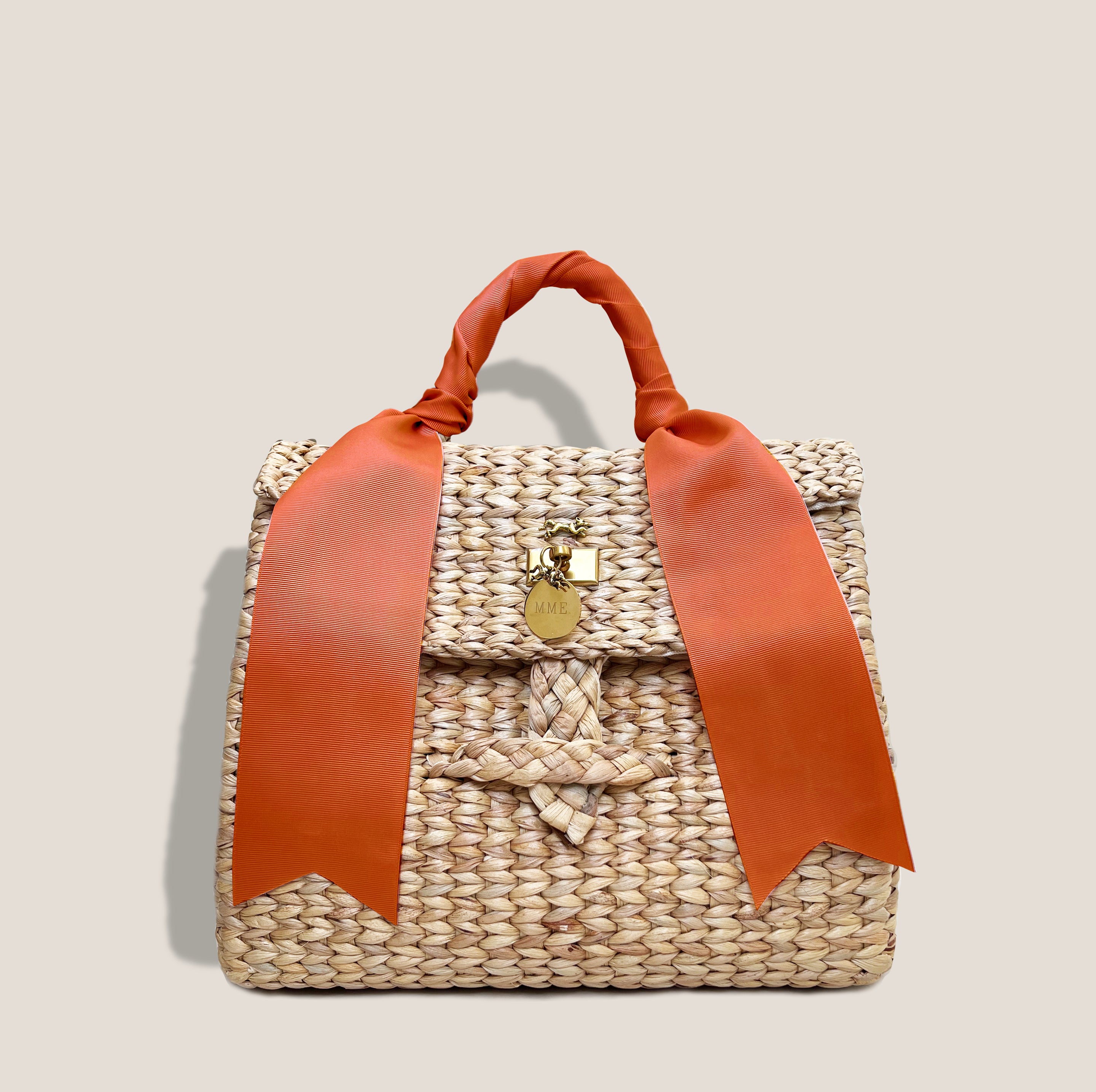 MME. CARLTON STRAW BLANC